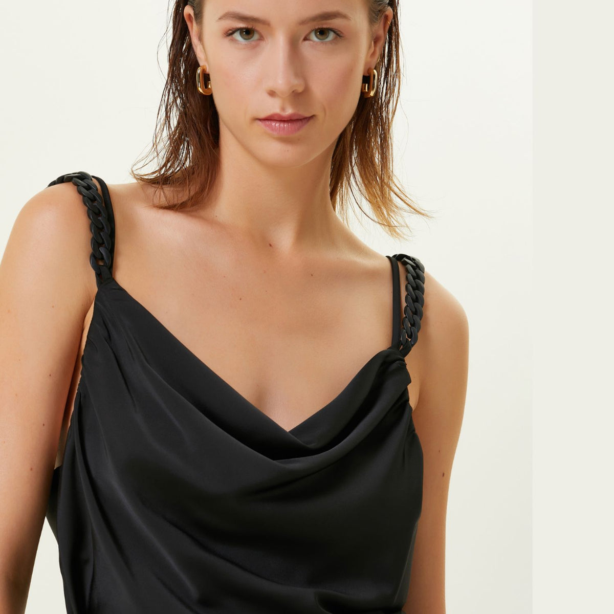 Strap & Chain Top – Styling Room